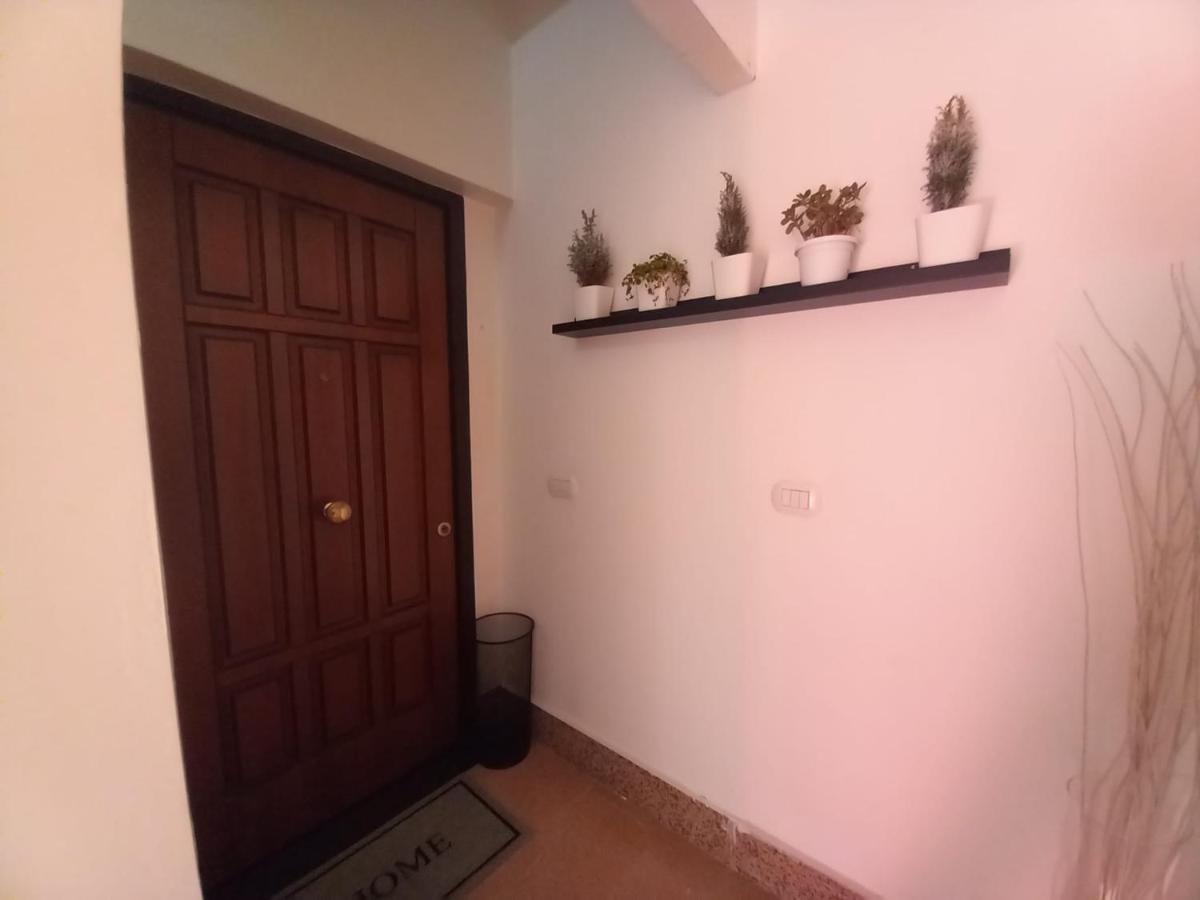 Affittacamere Iria Pomigliano d'Arco Exterior foto